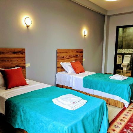 Hotel Canvas Tbilisi Buitenkant foto