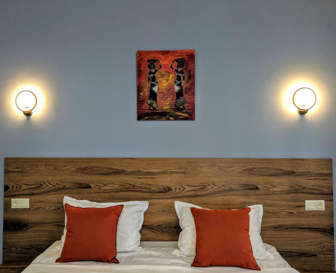 Hotel Canvas Tbilisi Buitenkant foto