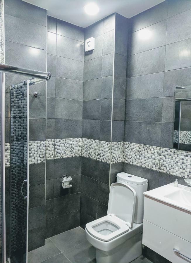 Hotel Canvas Tbilisi Buitenkant foto