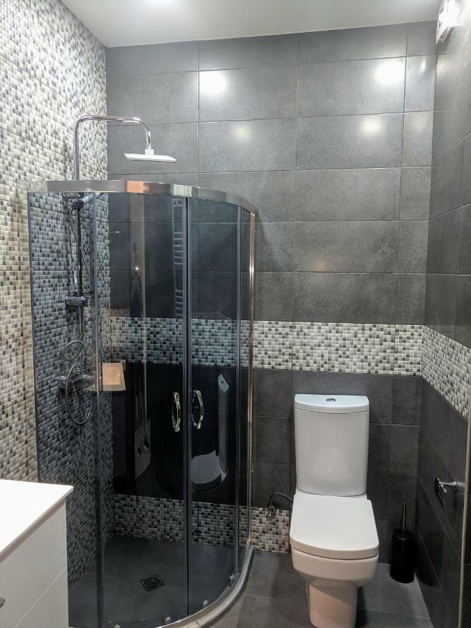 Hotel Canvas Tbilisi Buitenkant foto